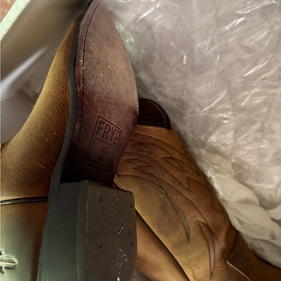 Frye Billy Pull On Women Dark Brown Cowboy Western Boots with Distressed Leather - Picture 4 of 5